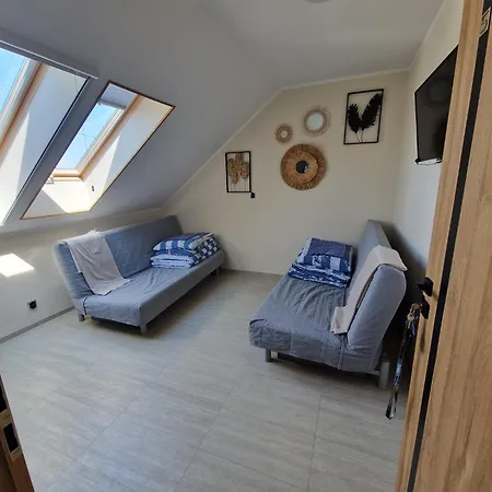 Morska 103 ゲストハウス 3*