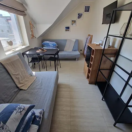 Morska 103 Рева
